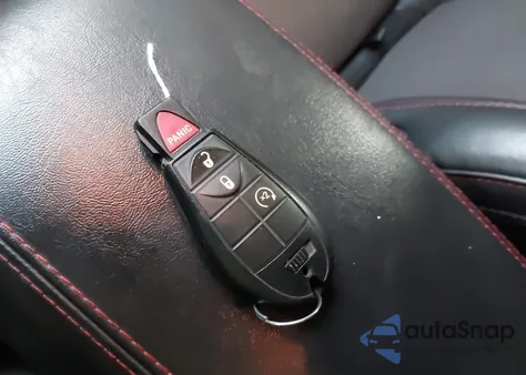 2015 Jeep Cherokee Trailhawk из США, поврежденный, VIN 1C4PJMBS3FW502265